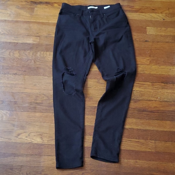 Levi's 721 High Rise Skinny Jeans: Busted Knees - Picture 2 of 10